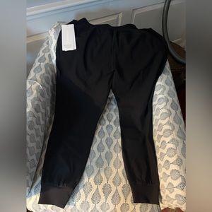 Athleta New with tags salutation ribbed joggers size Large